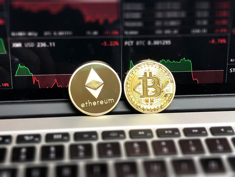 Khi Bitcoin rút khỏi vị trí dẫn đầu, Ethereum di chuyển xuống vị trí cuối cùng