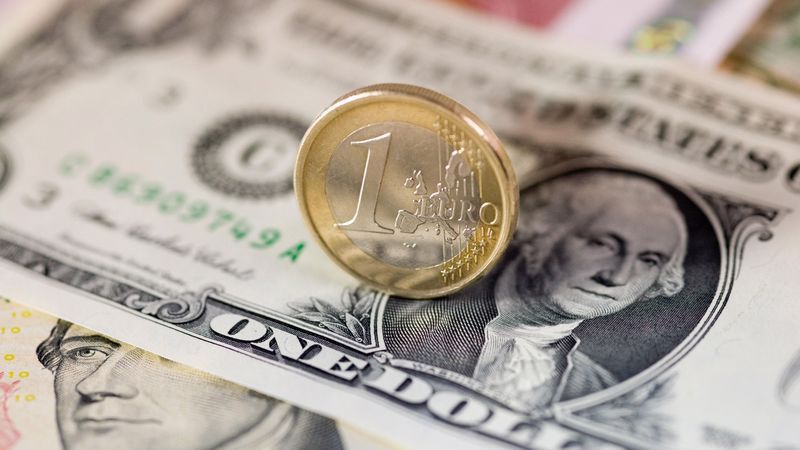 EUR/USD Kết thúc chuỗi giảm bốn ngày, nhưng hành trình lên đỉnh còn xa